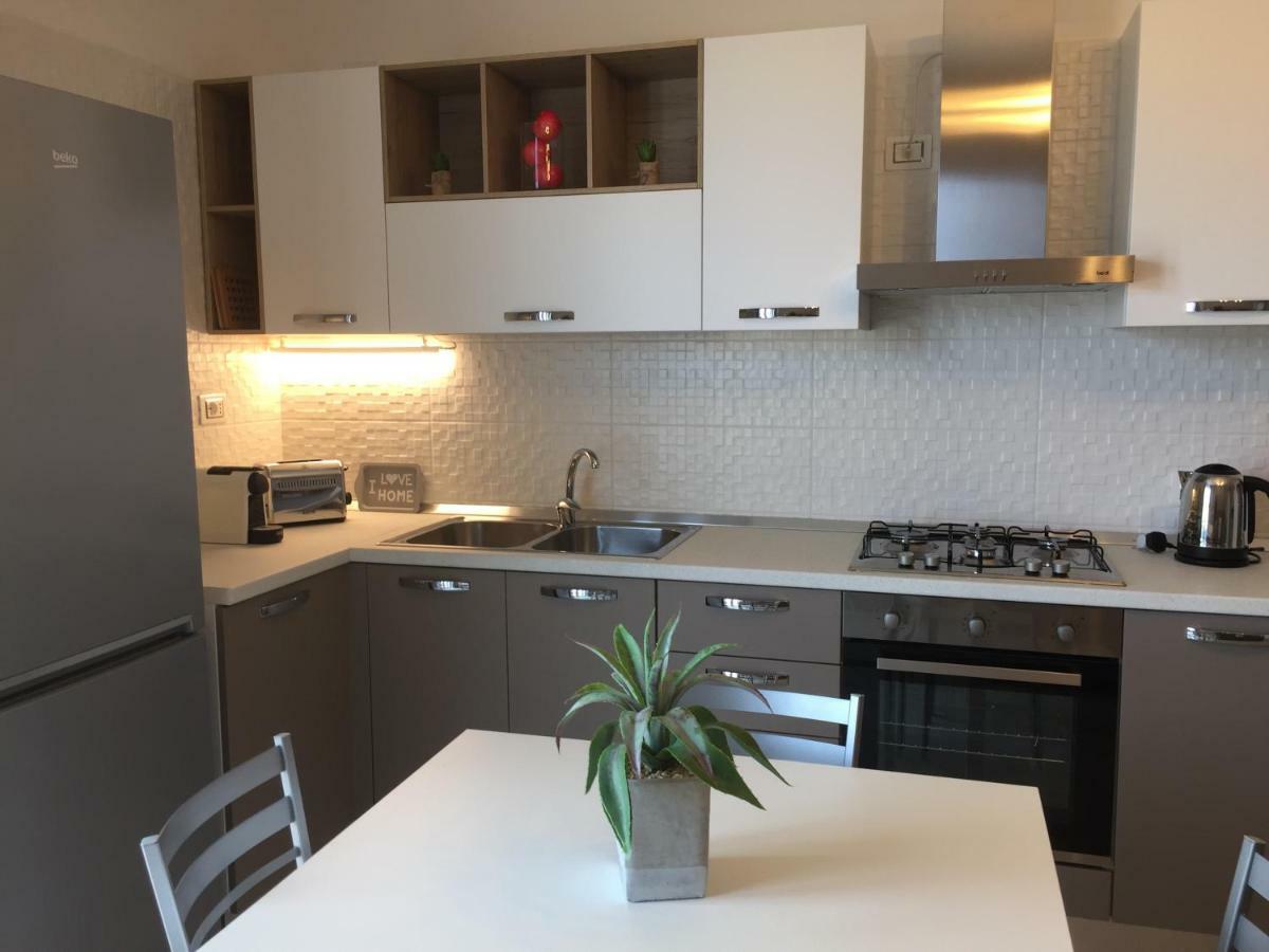 Le Domus Modern Apartments Cagliari Su Forti Exterior foto